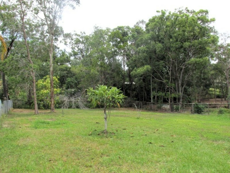 69 Eastbourne Terrace, Macleay Island QLD 4184