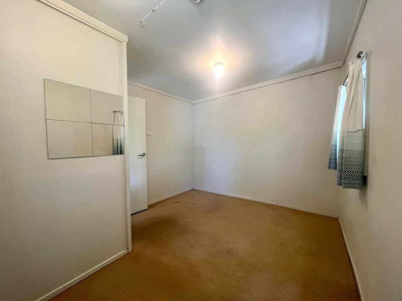 69 Eastbourne Terrace, Macleay Island QLD 4184