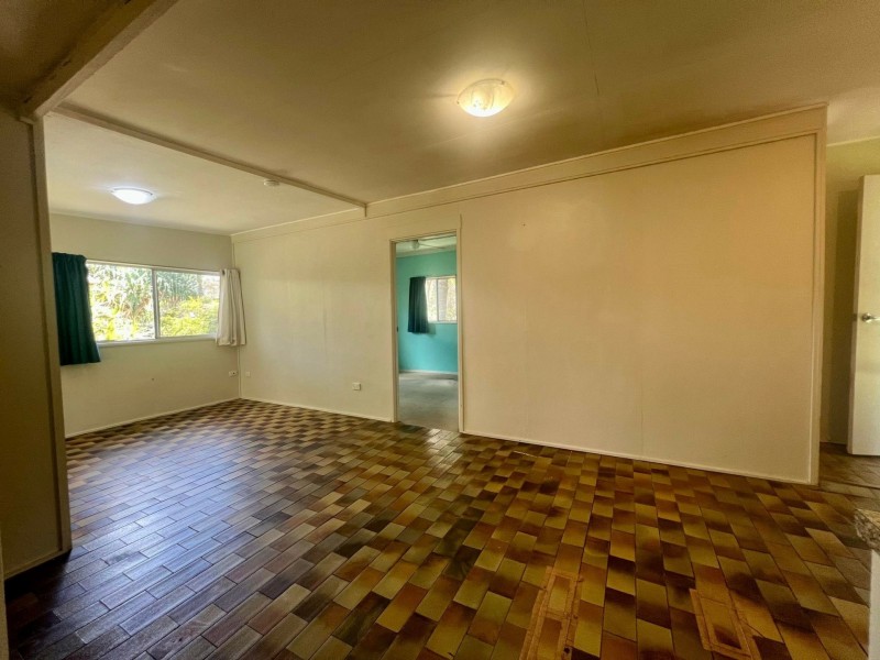 69 Eastbourne Terrace, Macleay Island QLD 4184