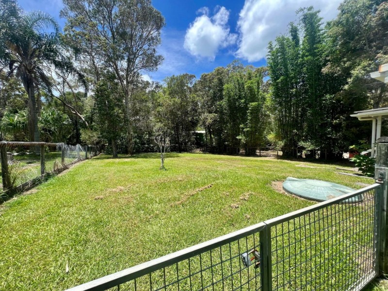 69 Eastbourne Terrace, Macleay Island QLD 4184