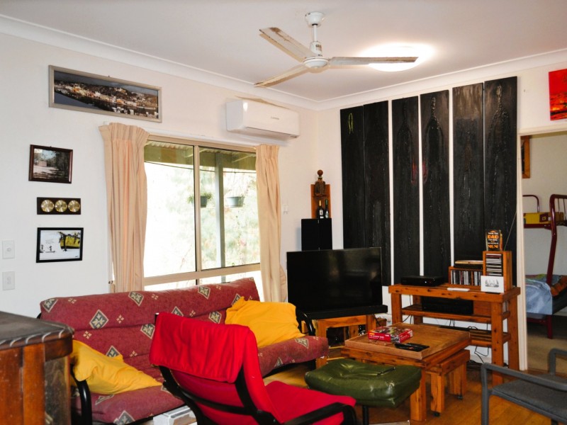 5 Kestrel Street, Macleay Island QLD 4184