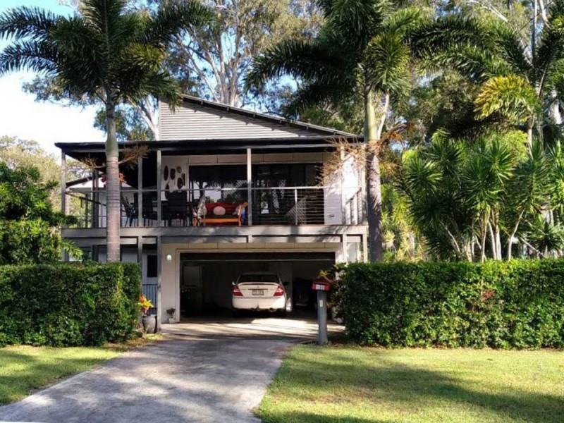 76 Coondooroopa Drive, Macleay Island QLD 4184