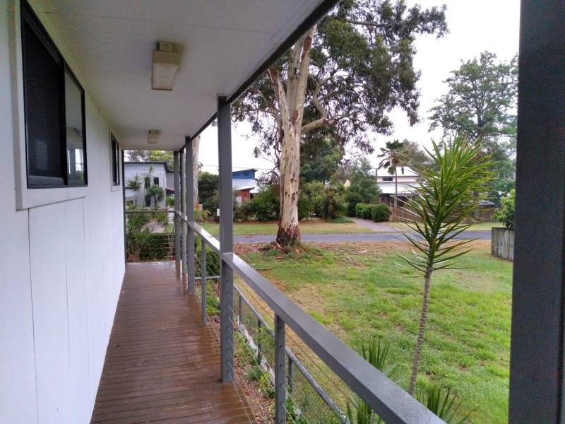 76 Coondooroopa Drive, Macleay Island QLD 4184