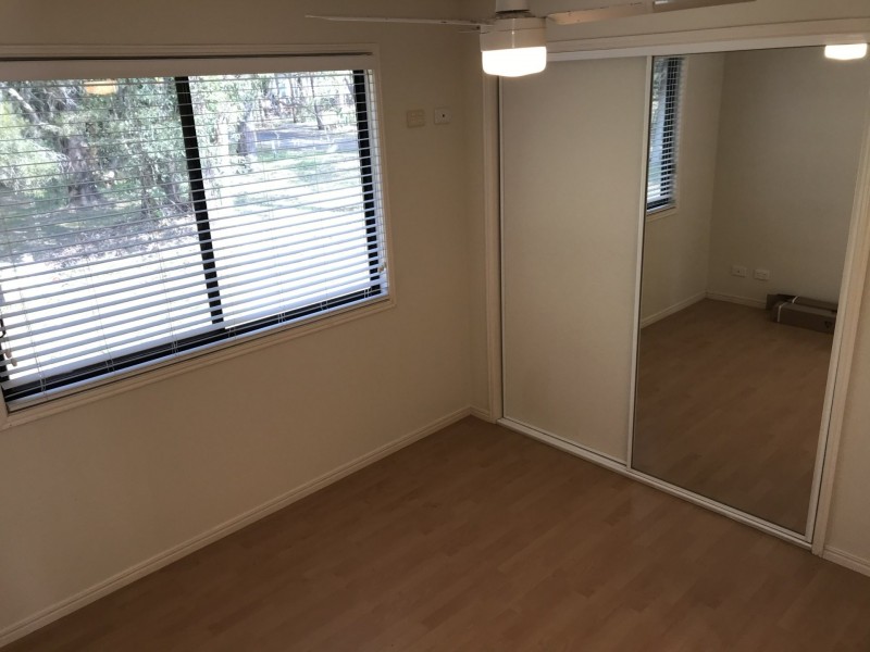 22 Panaroo Street, Macleay Island QLD 4184