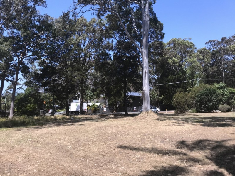 25 Cabriolet Crescent, Macleay Island QLD 4184