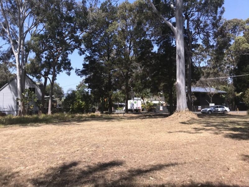 25 Cabriolet Crescent, Macleay Island QLD 4184