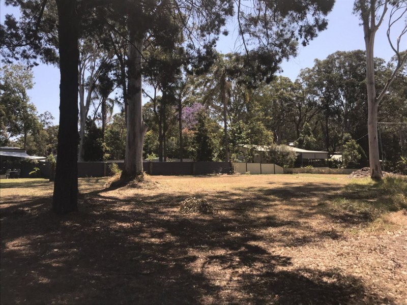 25 Cabriolet Crescent, Macleay Island QLD 4184