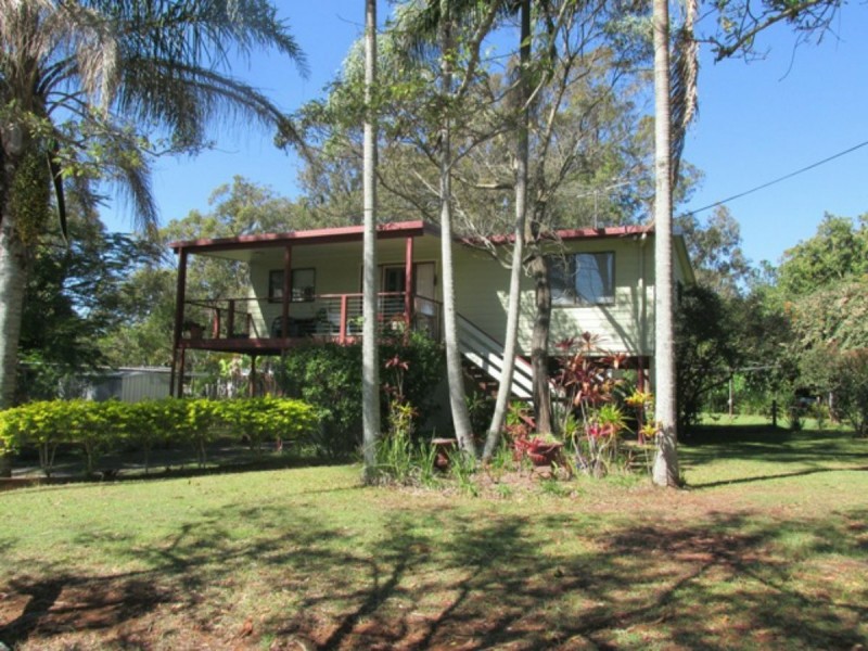 10 Hamilton Parade, Macleay Island QLD 4184