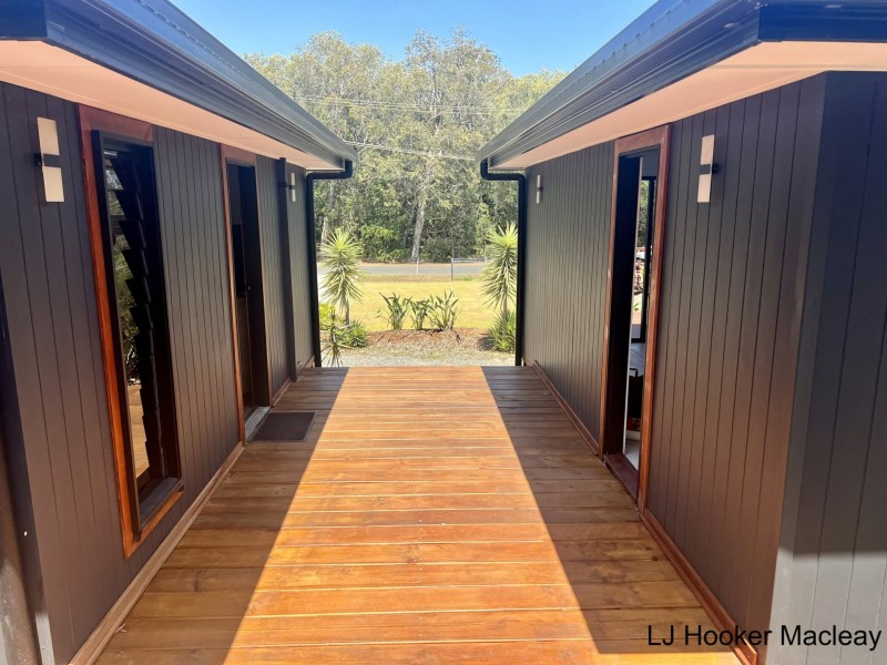 9 Benowa Street, Macleay Island QLD 4184