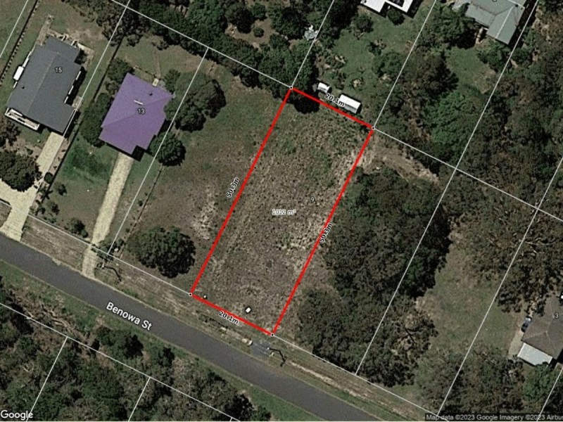 9 Benowa Street, Macleay Island QLD 4184