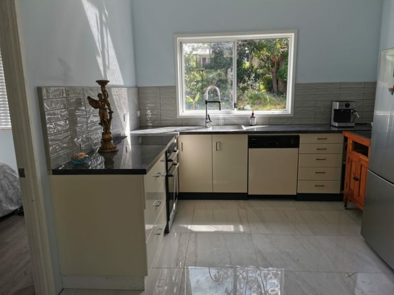 17 Benowa Street, Macleay Island QLD 4184