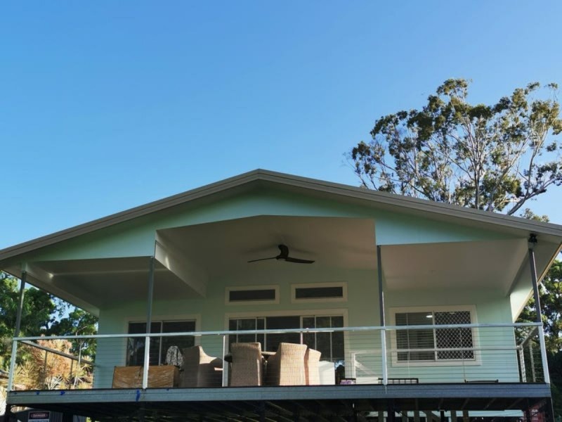 17 Benowa Street, Macleay Island QLD 4184