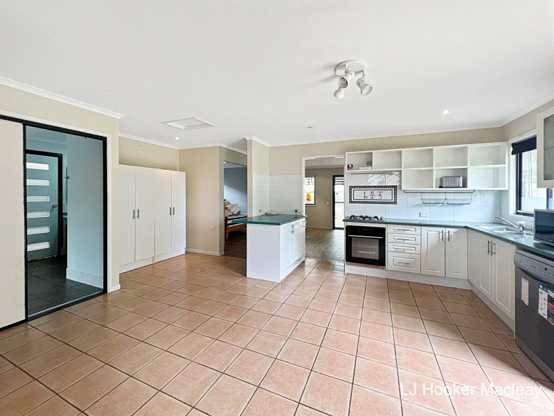 6 Blue Waters Crescent, Macleay Island QLD 4184