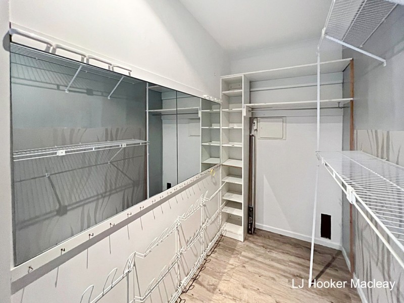 6 Blue Waters Crescent, Macleay Island QLD 4184