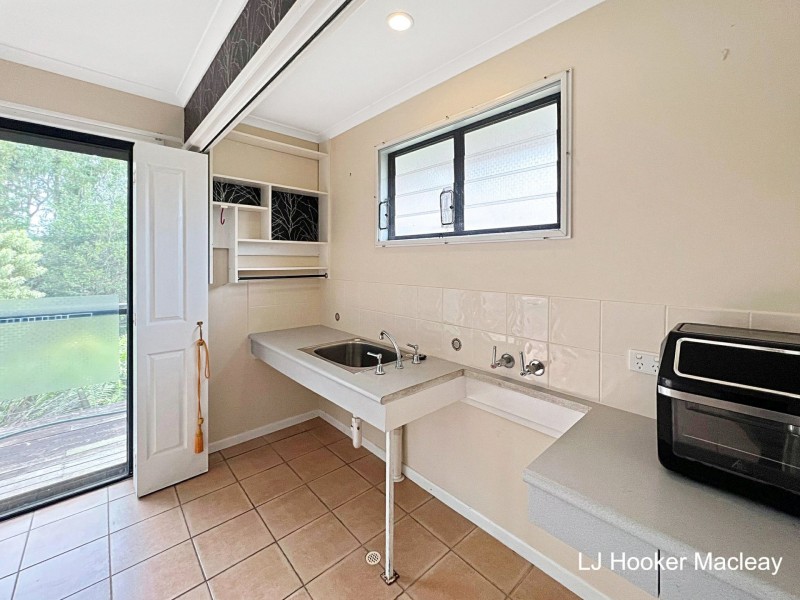 6 Blue Waters Crescent, Macleay Island QLD 4184