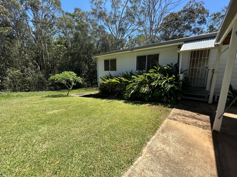 5 Michael Street, Macleay Island QLD 4184