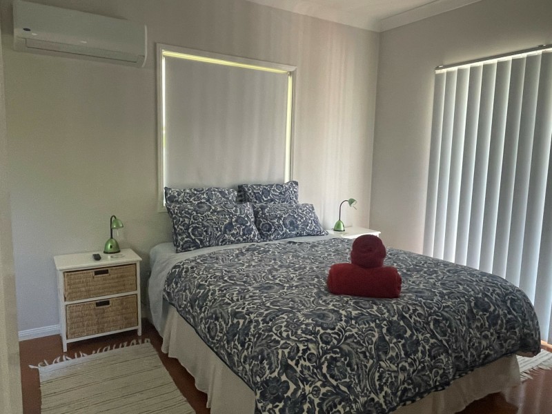 28 Francis Road, Macleay Island QLD 4184