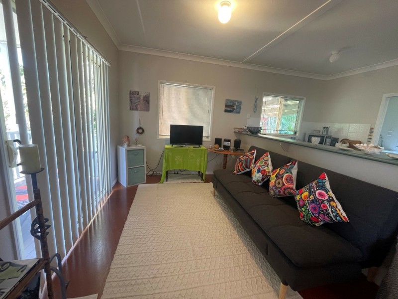 28 Francis Road, Macleay Island QLD 4184