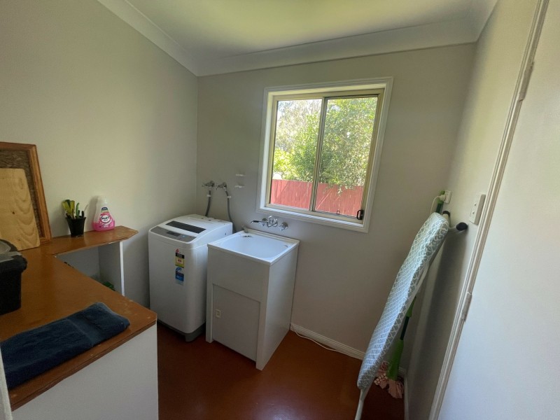 28 Francis Road, Macleay Island QLD 4184