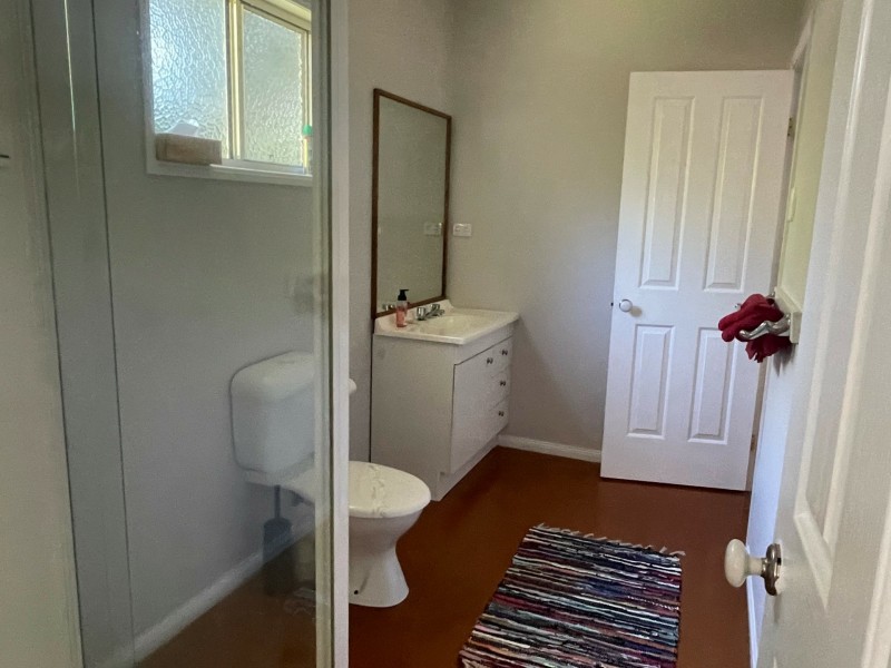 28 Francis Road, Macleay Island QLD 4184