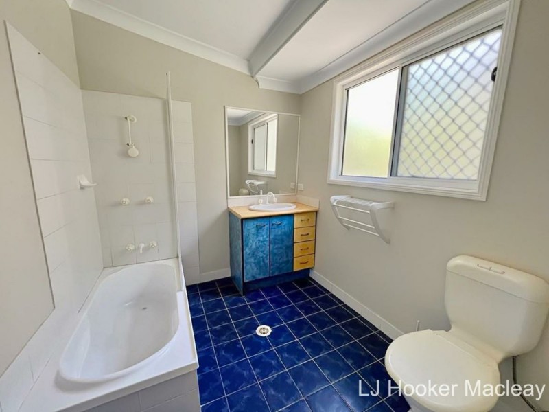 41 Charles Terrace, Macleay Island QLD 4184