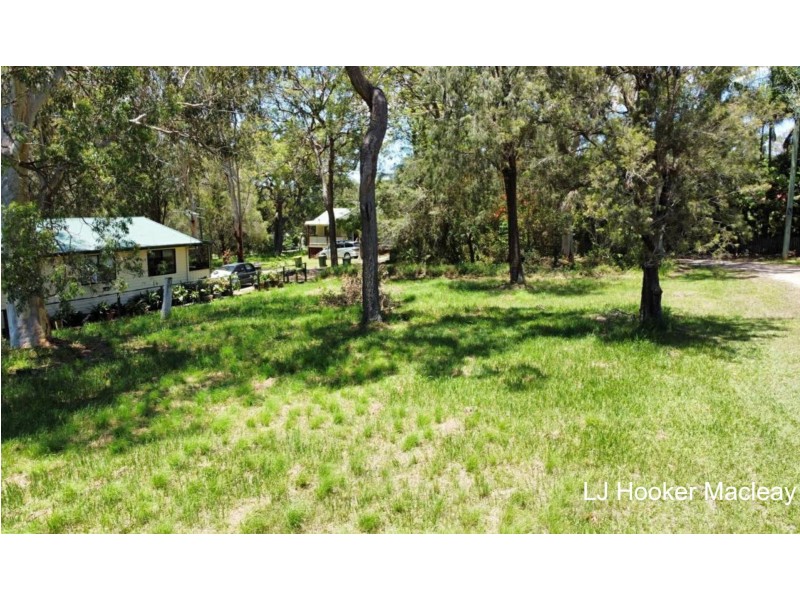 11 – 13 Allambie Street, Macleay Island QLD 4184