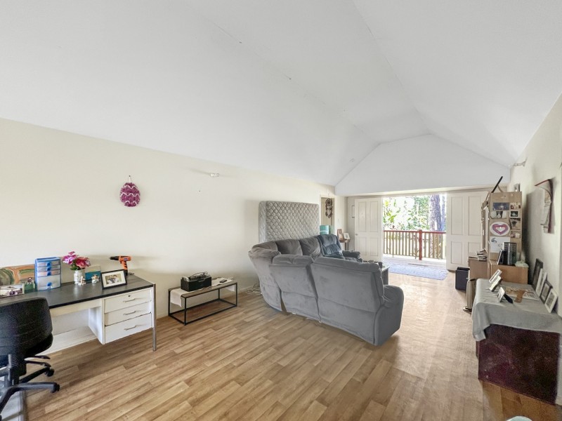 17 Cooee Crescent, Macleay Island QLD 4184