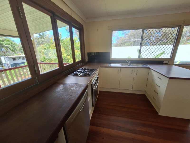 10 Double Bay Street, Macleay Island QLD 4184