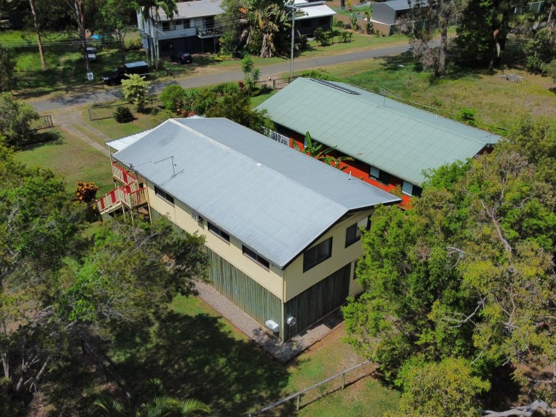 10 Double Bay Street, Macleay Island QLD 4184
