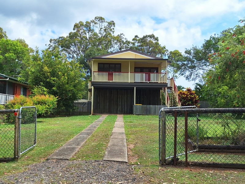 10 Double Bay Street, Macleay Island QLD 4184