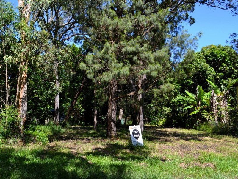 33 Cooee Crescent, Macleay Island QLD 4184