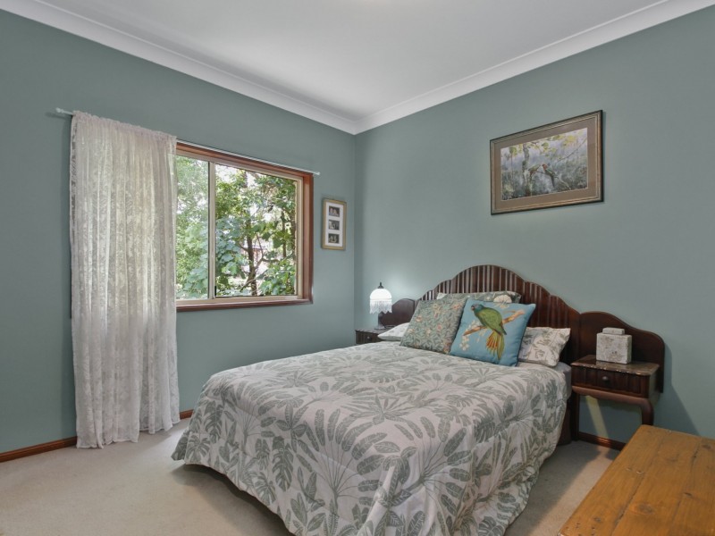 5-9 Weeroona Ave, Macleay Island QLD 4184