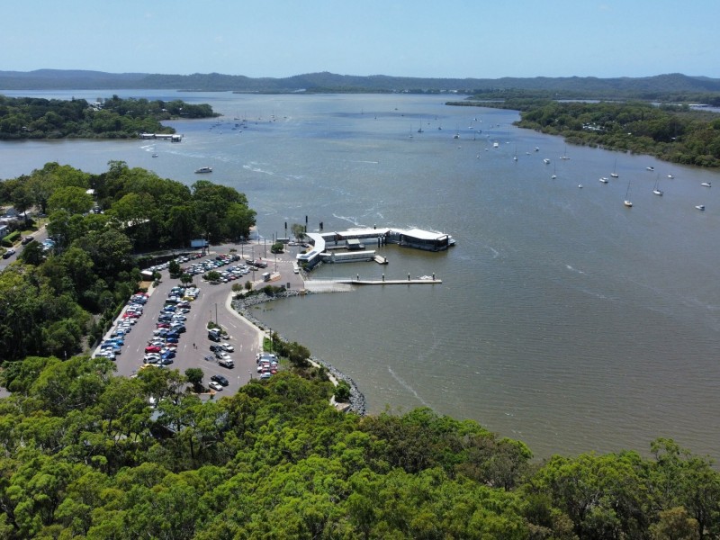 4 Cliff Terrace, Macleay Island QLD 4184