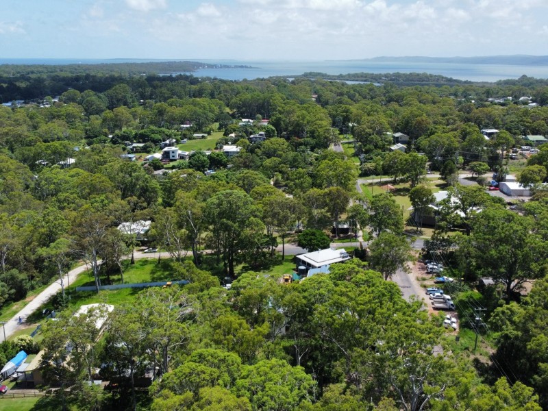 4 Cliff Terrace, Macleay Island QLD 4184