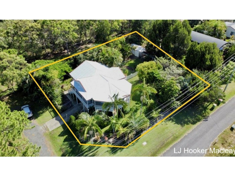 26 – 28 Barramundi Street, Macleay Island QLD 4184