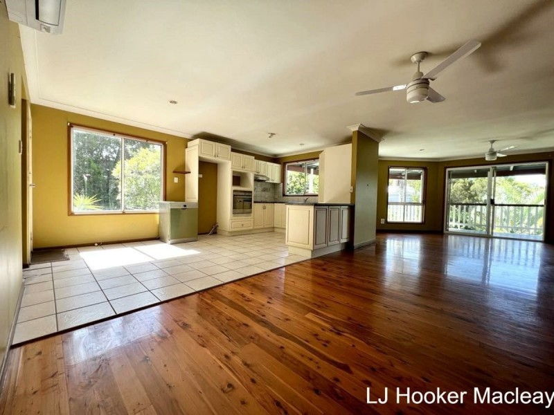 26 – 28 Barramundi Street, Macleay Island QLD 4184