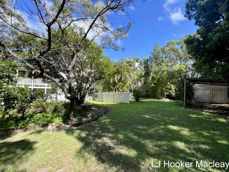26 – 28 Barramundi Street, Macleay Island QLD 4184
