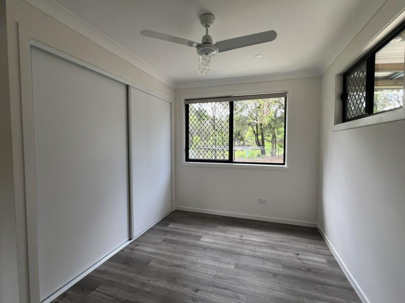 6 Heath Street, Macleay Island QLD 4184