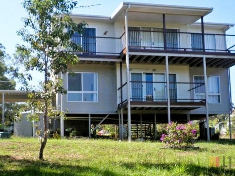 50 Eastbourne Terrace, Macleay Island QLD 4184