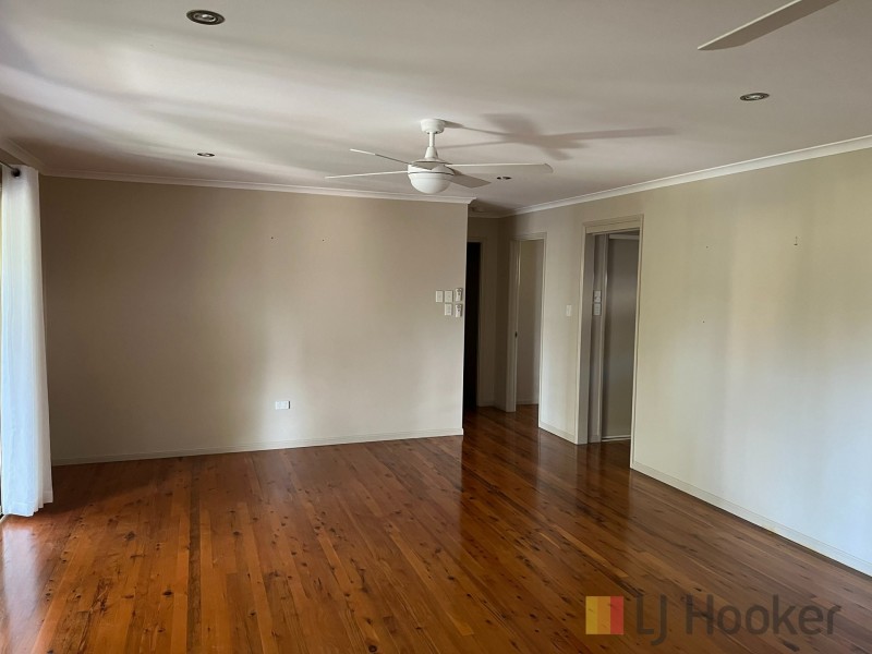 6 Kooberry Street, Macleay Island QLD 4184