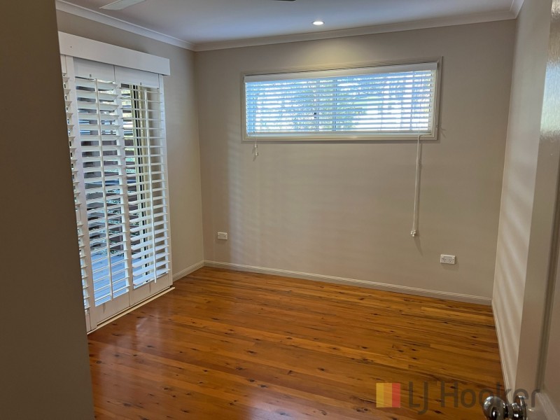6 Kooberry Street, Macleay Island QLD 4184