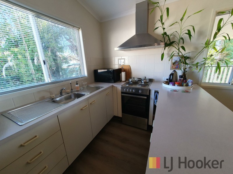 20 Kim Crescent, Macleay Island QLD 4184