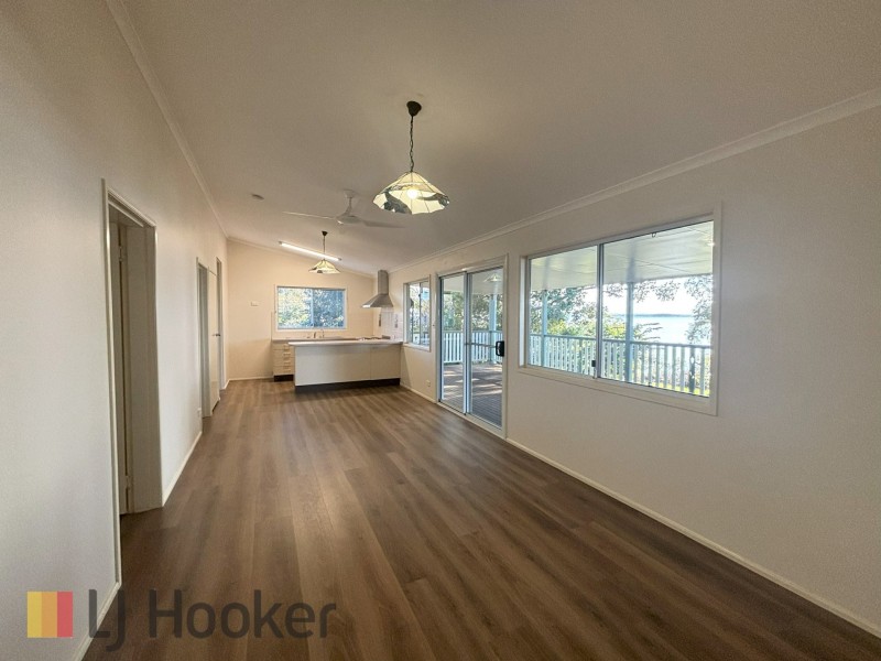 20 Kim Crescent, Macleay Island QLD 4184