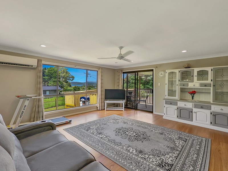 130-132 LUCAS dr, Lamb Island QLD 4184