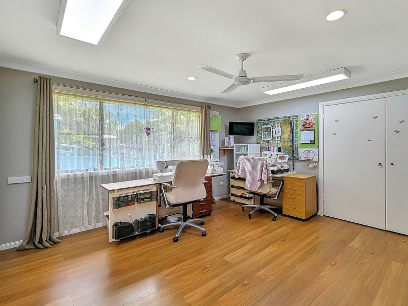 130-132 LUCAS dr, Lamb Island QLD 4184