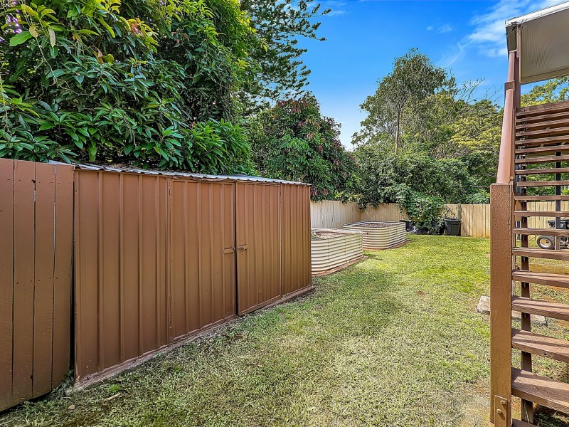 130-132 LUCAS dr, Lamb Island QLD 4184