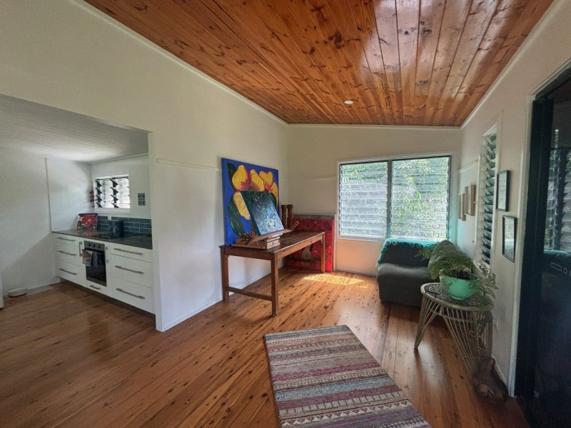 2-4 Camena Street, Macleay Island QLD 4184