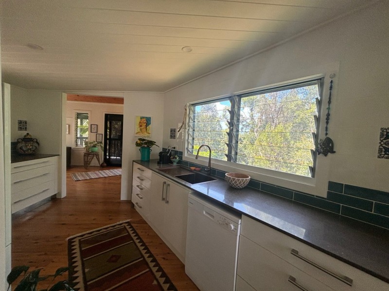 2-4 Camena Street, Macleay Island QLD 4184