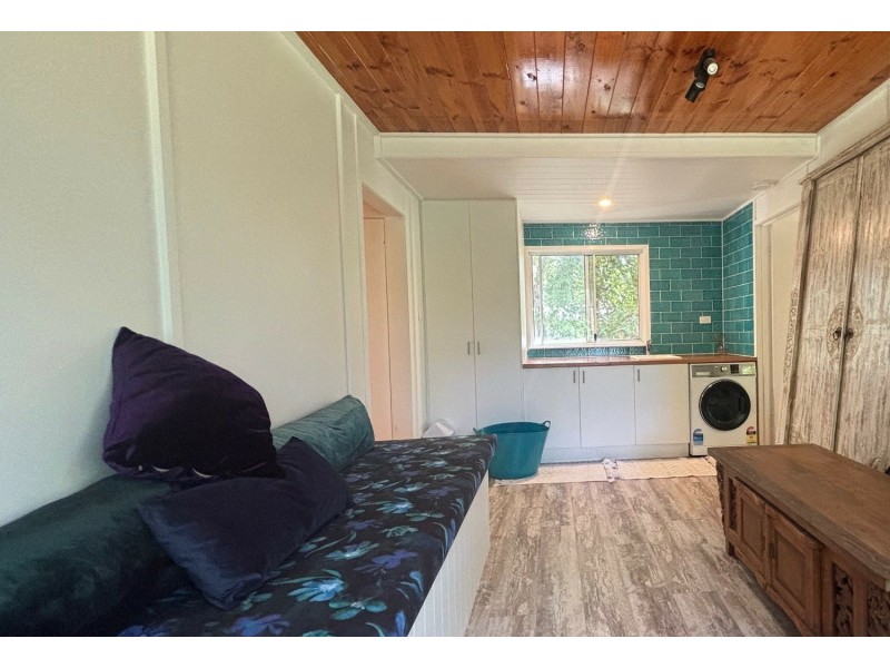 2-4 Camena Street, Macleay Island QLD 4184