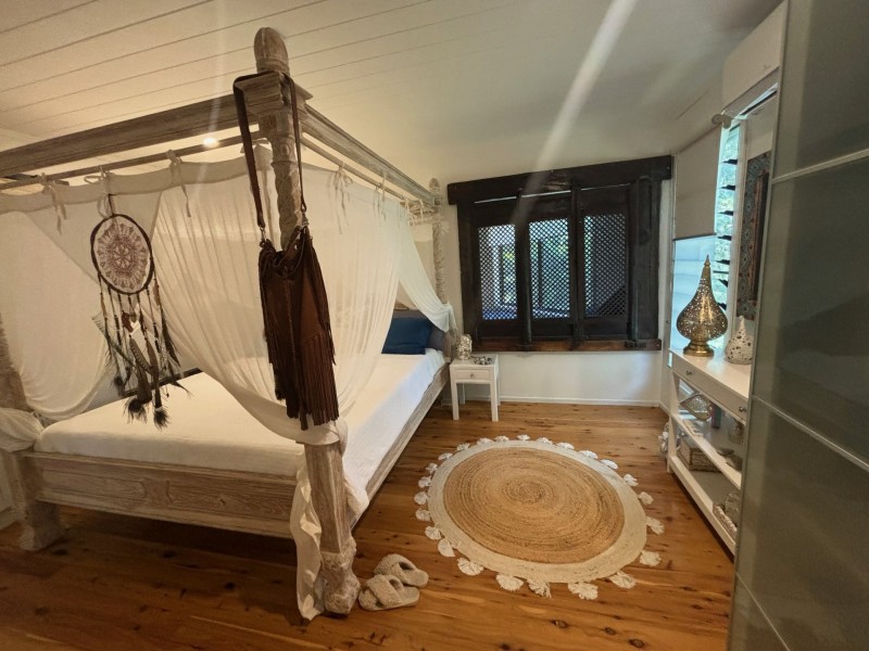 2-4 Camena Street, Macleay Island QLD 4184